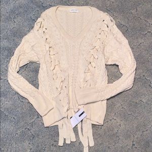 •GOODNIGHT MACAROON CABLE KNIT SWEATER•